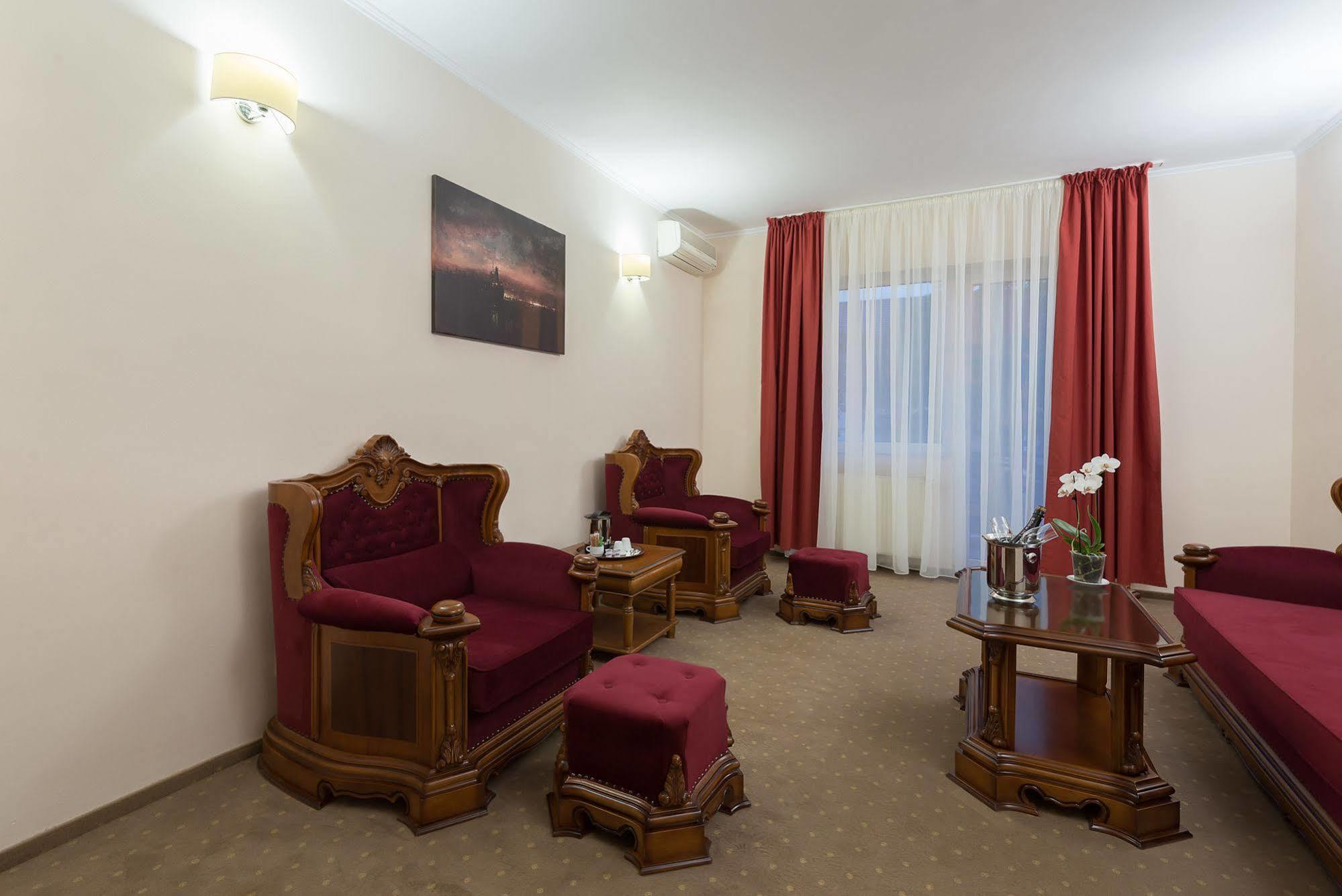 Hotel Athos R.M.T. Cluj-Napoca Exterior photo